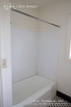 Foto principal - 614 12th Street