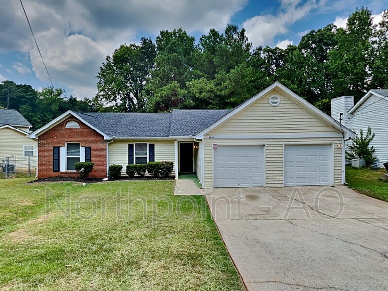 Primary Photo - 2132 Briar Glen Ln SW