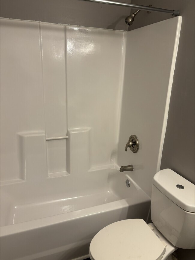 Foto del edificio - 559 Woodlawn Ave NW