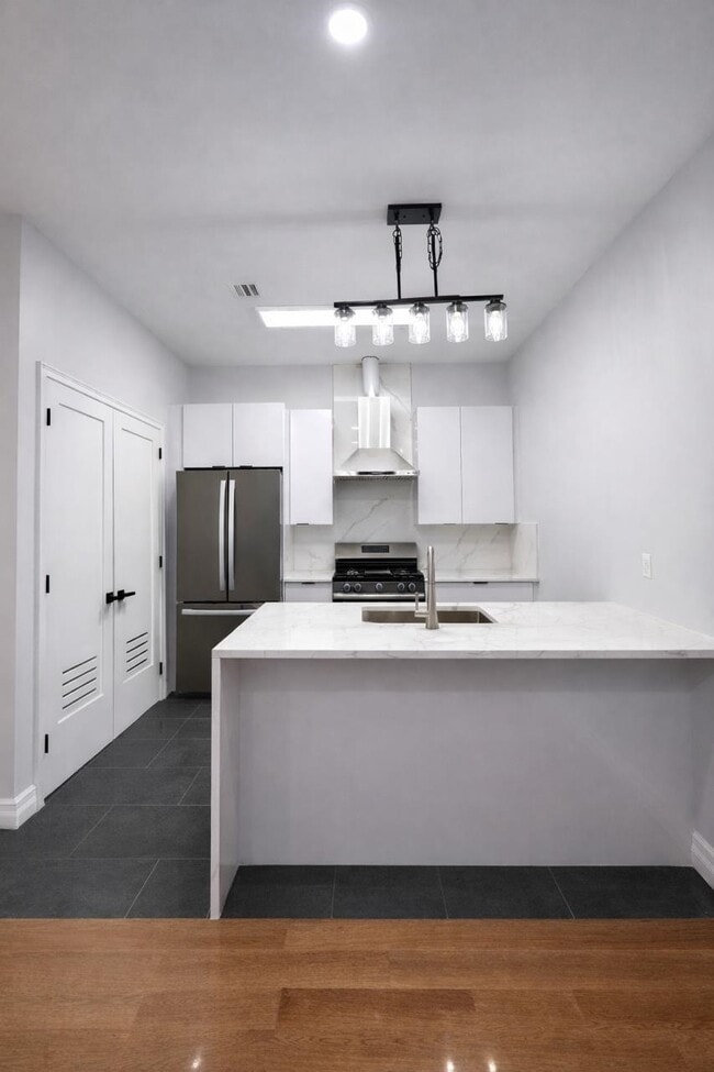 Foto del edificio - 116 36th St