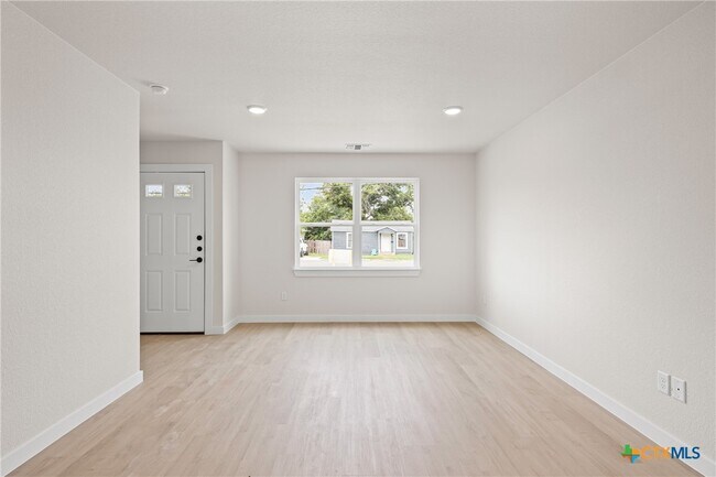 Foto del edificio - 1204 Martin Luther King Jr Ln