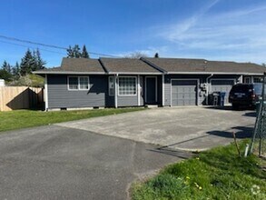 Building Photo - 8429 44th Dr NE