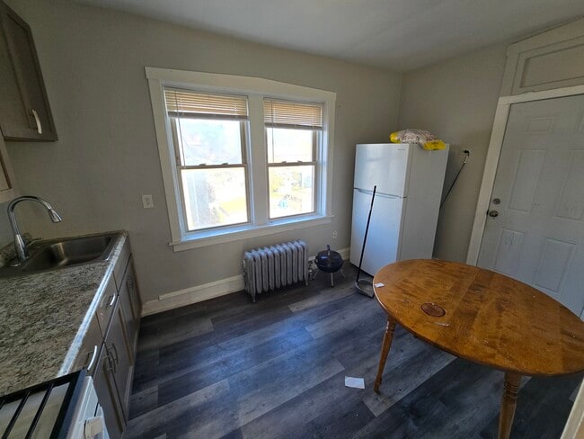 Foto del edificio - 4829 N Springfield Ave