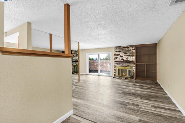 Foto del edificio - 1436 Arlington Rd