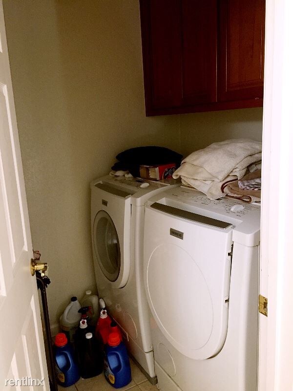 Foto del edificio - 4392 Fitzwilliam St