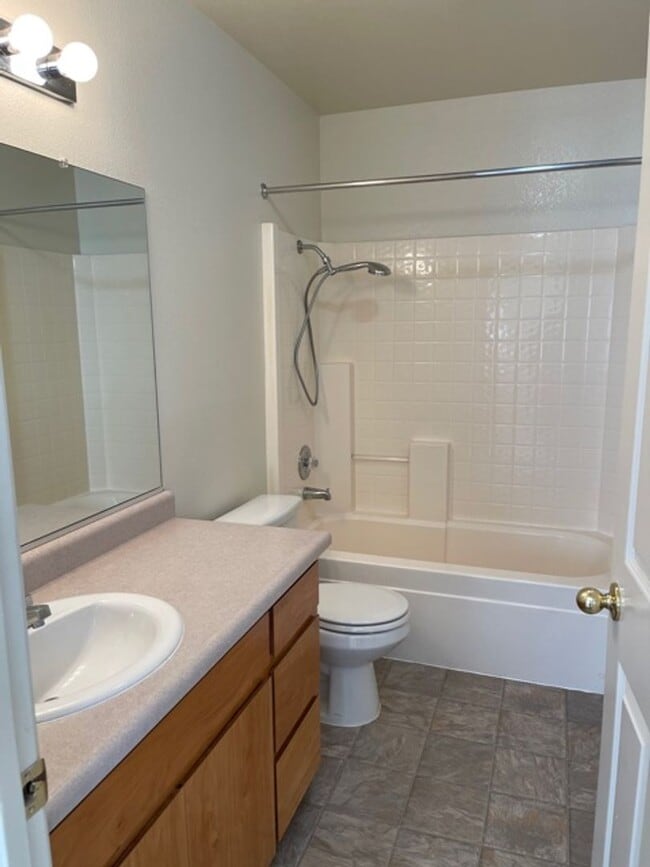Building Photo - call817