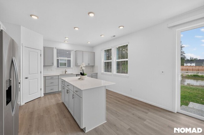 Building Photo - 14730 59th Ave E