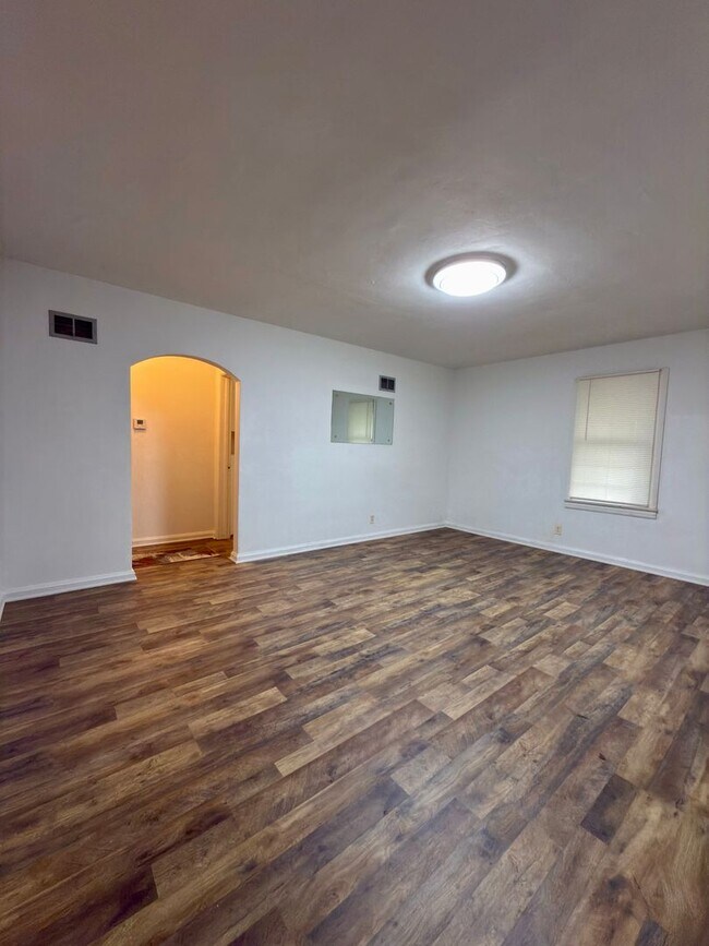 Foto del edificio - 2055-MF2-E5