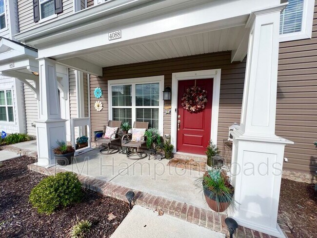 Building Photo - 4088 Beckenham Blvd