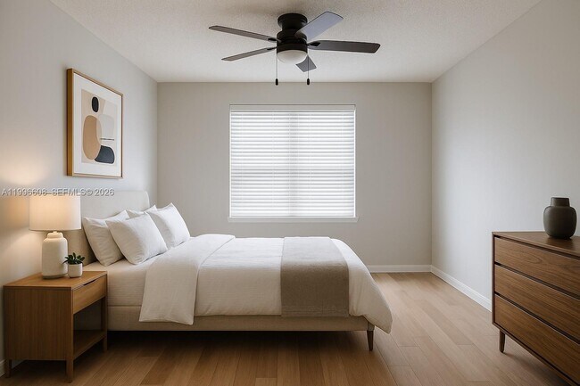 Foto del edificio - 8050 N Nob Hill Rd