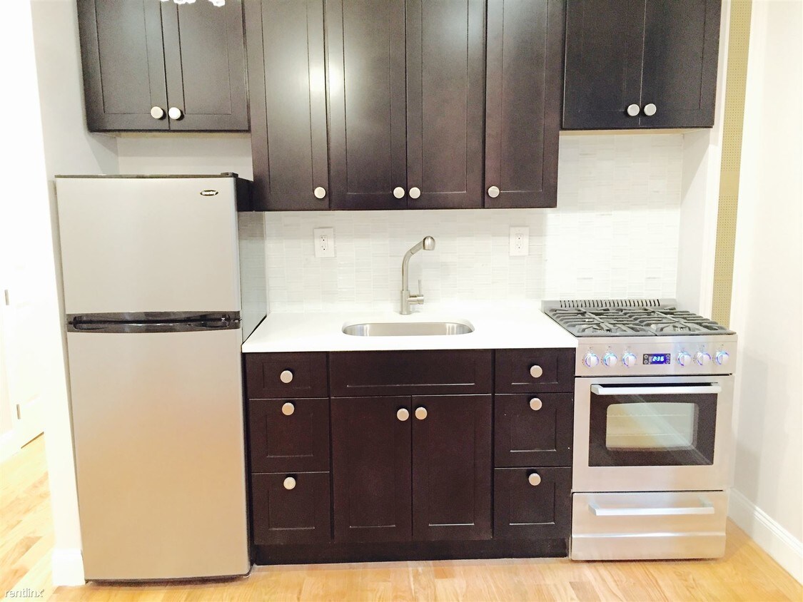 Foto principal - 340 Maple St