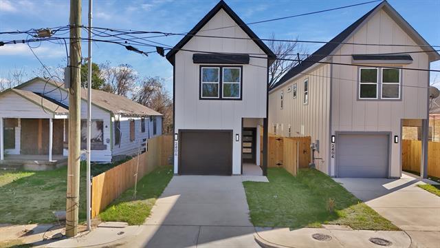 Building Photo - 2406 Scott St