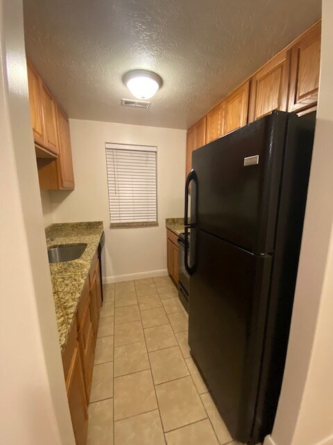 Foto del edificio - "Riverdale Retreat: Cozy 2-Bedroom with Modern Granite Touches!"