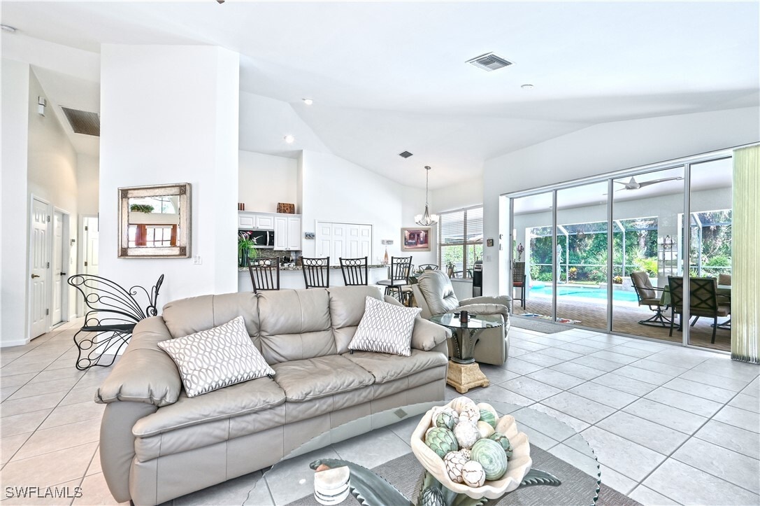 Foto del edificio - 6453 Autumn Woods Blvd