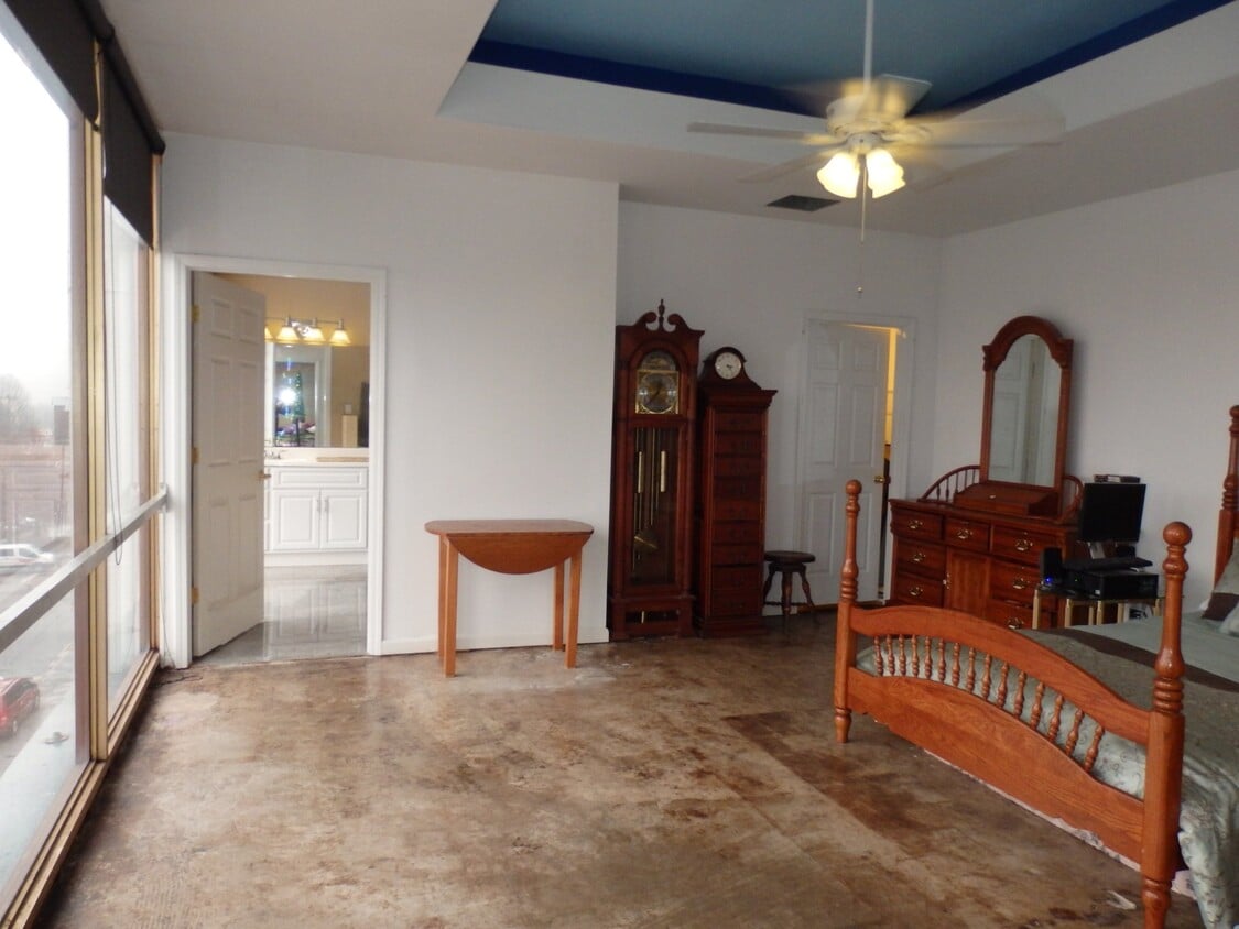 Photo - 1612 W Cleveland Ave (Atlanta, GA)