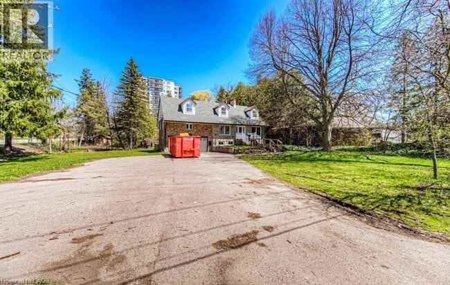 Building Photo - 74 McDougall Rd