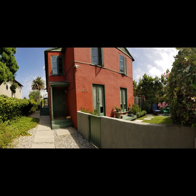 Foto del edificio - 631 San Juan Ave