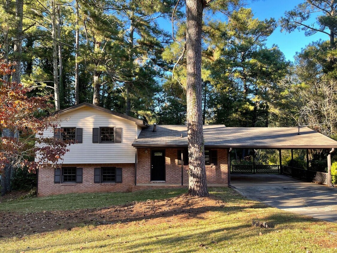 Primary Photo - Douglasville