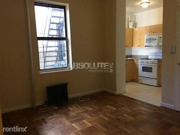 Building Photo - 558 W 164th St