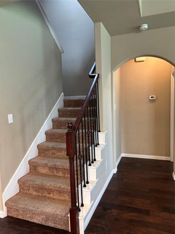 Foto del edificio - 3332 Canyon Lake Dr