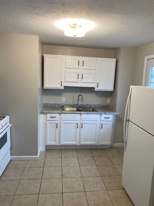 Building Photo - 121 Gilman Ave