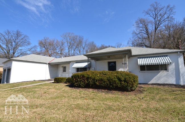 Building Photo - 2620 Losantiville Ave