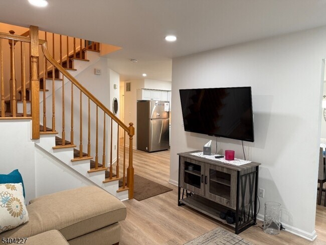 Foto del edificio - 6 Paula Way