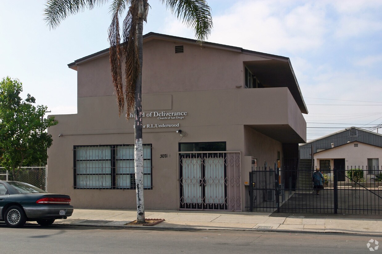Foto del edificio - 3071-3079 Imperial Ave