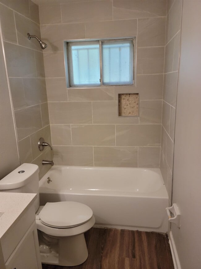 Building Photo - 3271 Flower Valley Ave