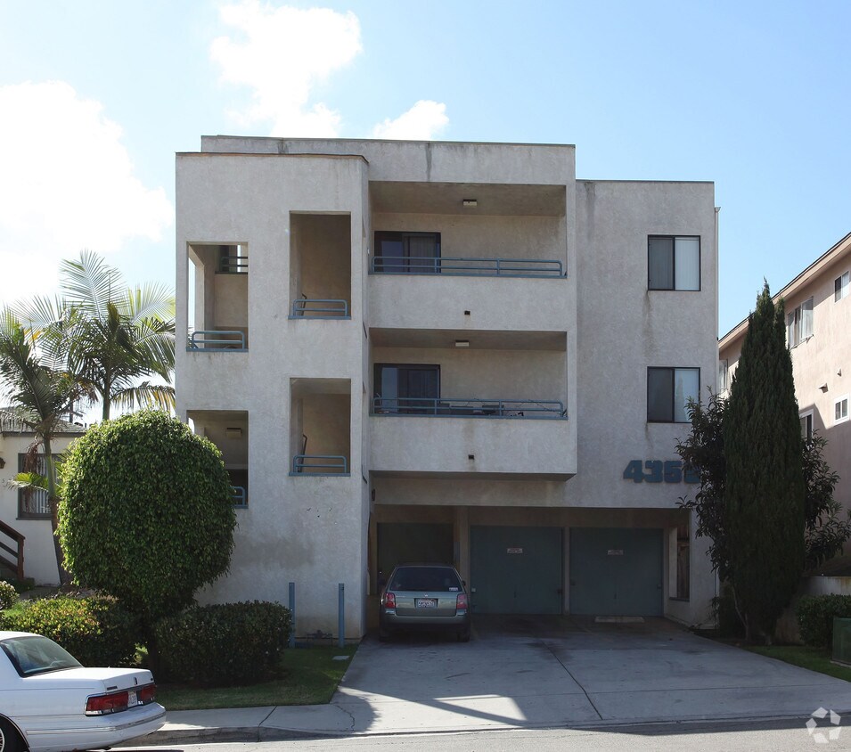 Foto del edificio - 4359 Mentone St
