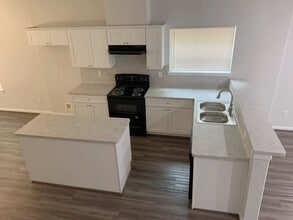 Building Photo - 8114 Rhobell St