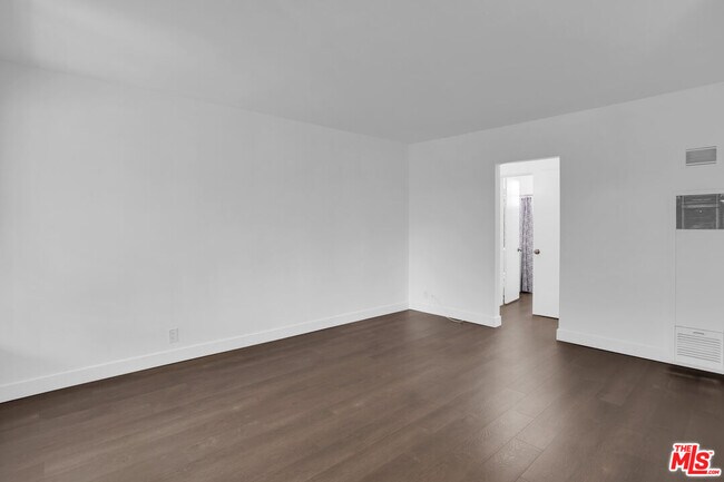 Foto del edificio - 1100 W Glendon Way