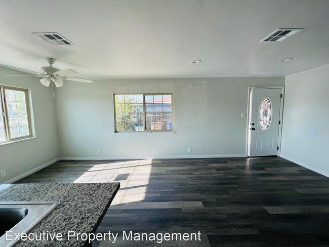 Building Photo - 3 br, 1 bath House - 1316 Virginia Ave.