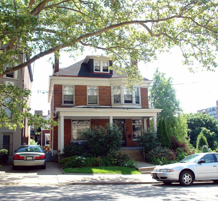 Foto principal - 278 N Bellefield Ave