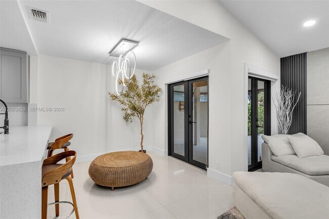 Foto del edificio - 6552 NW 172nd Ln