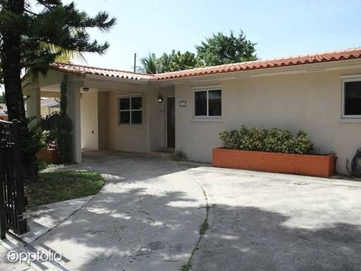 Primary Photo - 3190 NW Flagler Ter
