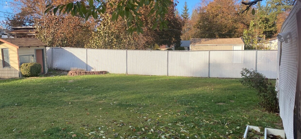 Foto del edificio - Brick Rancher ***Coming soon March 1st***