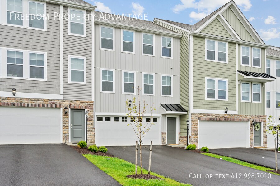Foto principal - 62 Hawthorne Dr - 2BR Townhouse - Washington
