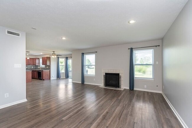Building Photo - 4 Bedroom Home With Pond View in Top Rated...
