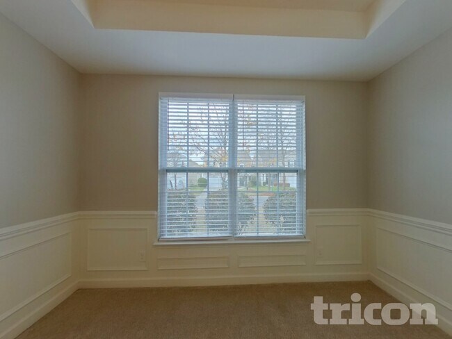 Foto del edificio - 825 Old Forester Ln