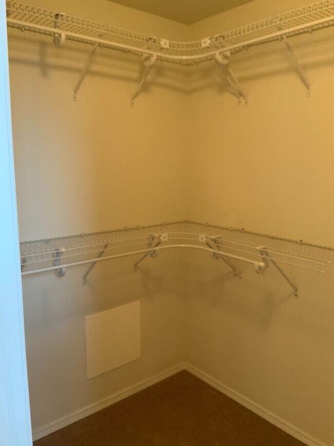 Building Photo - 89 M St NE