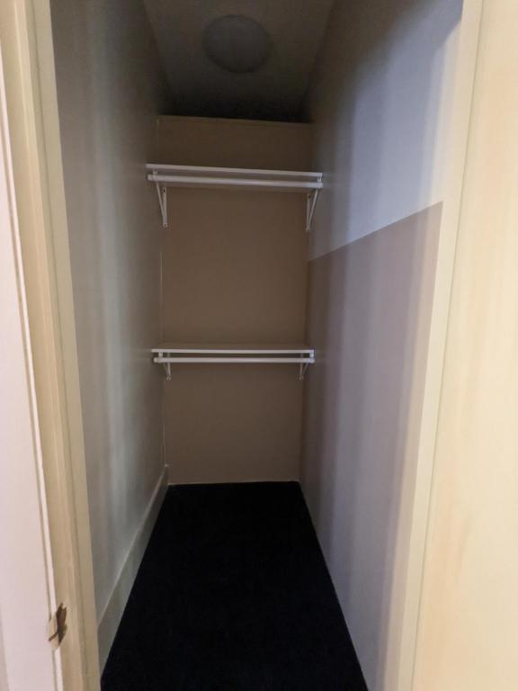 Building Photo - 208 E Main St