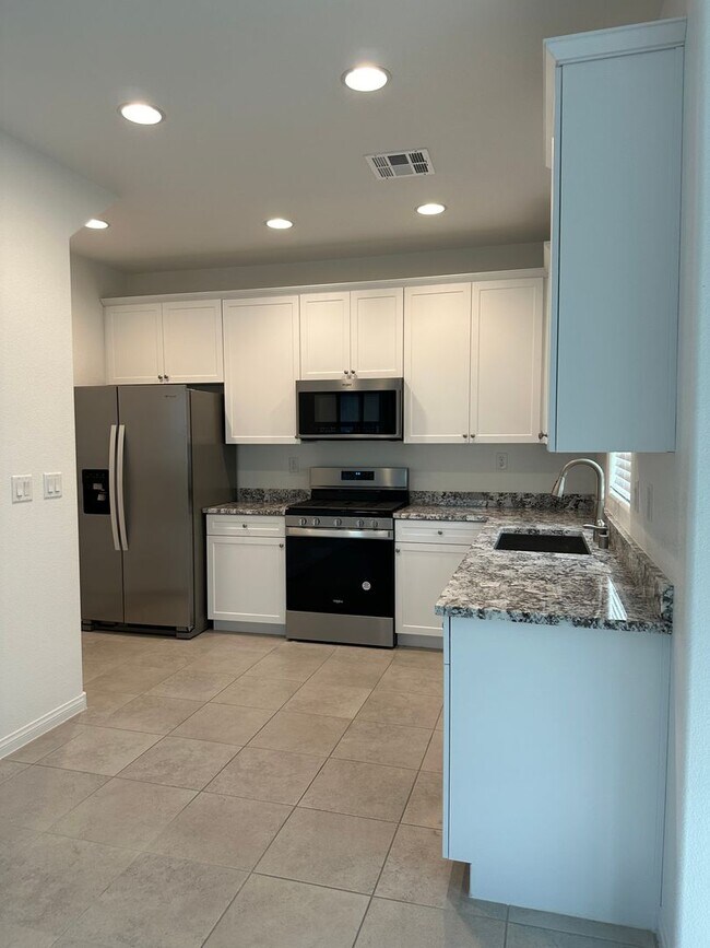 Building Photo - Brand New Build in the Heart of Las Vegas