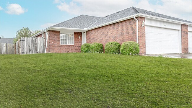 Foto del edificio - 2006 S Old Wire Rd