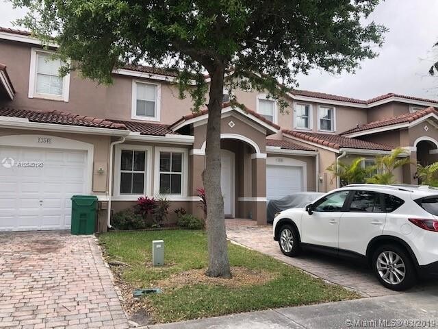 Building Photo - 13844 SW 275th Ter
