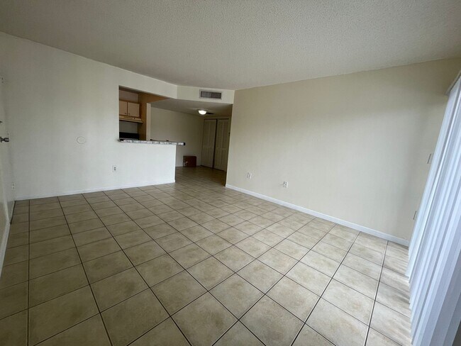 Building Photo - 7100 NW 179th St