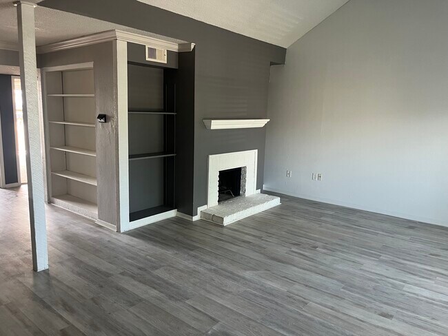 Foto del edificio - 8155 Jefferson Hwy