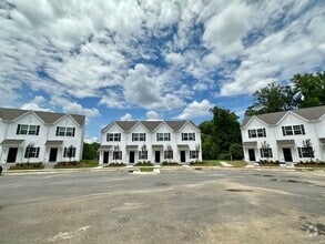 Building Photo - 1901 Autumn Mist Dr