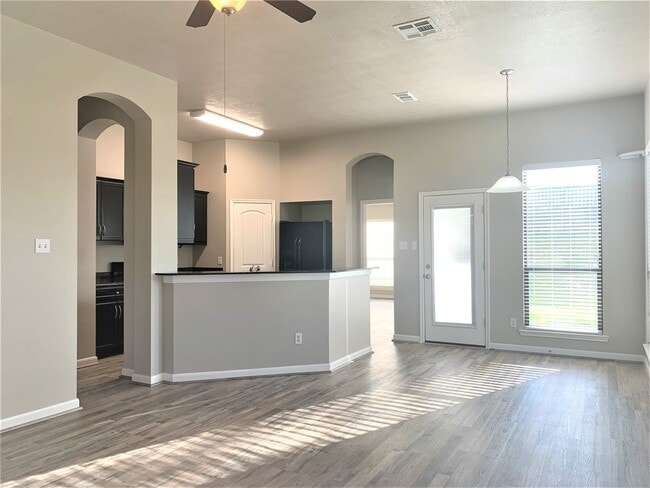 Building Photo - 807 Cobble Gate Dr