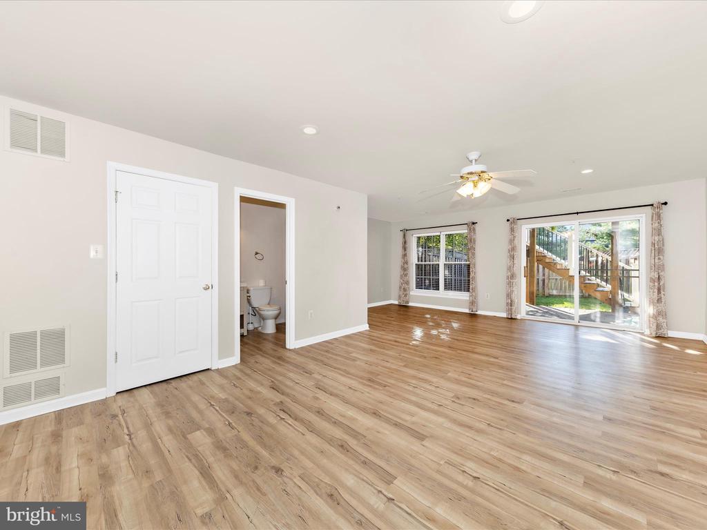 Primary Photo - 2103 Paxton Terrace